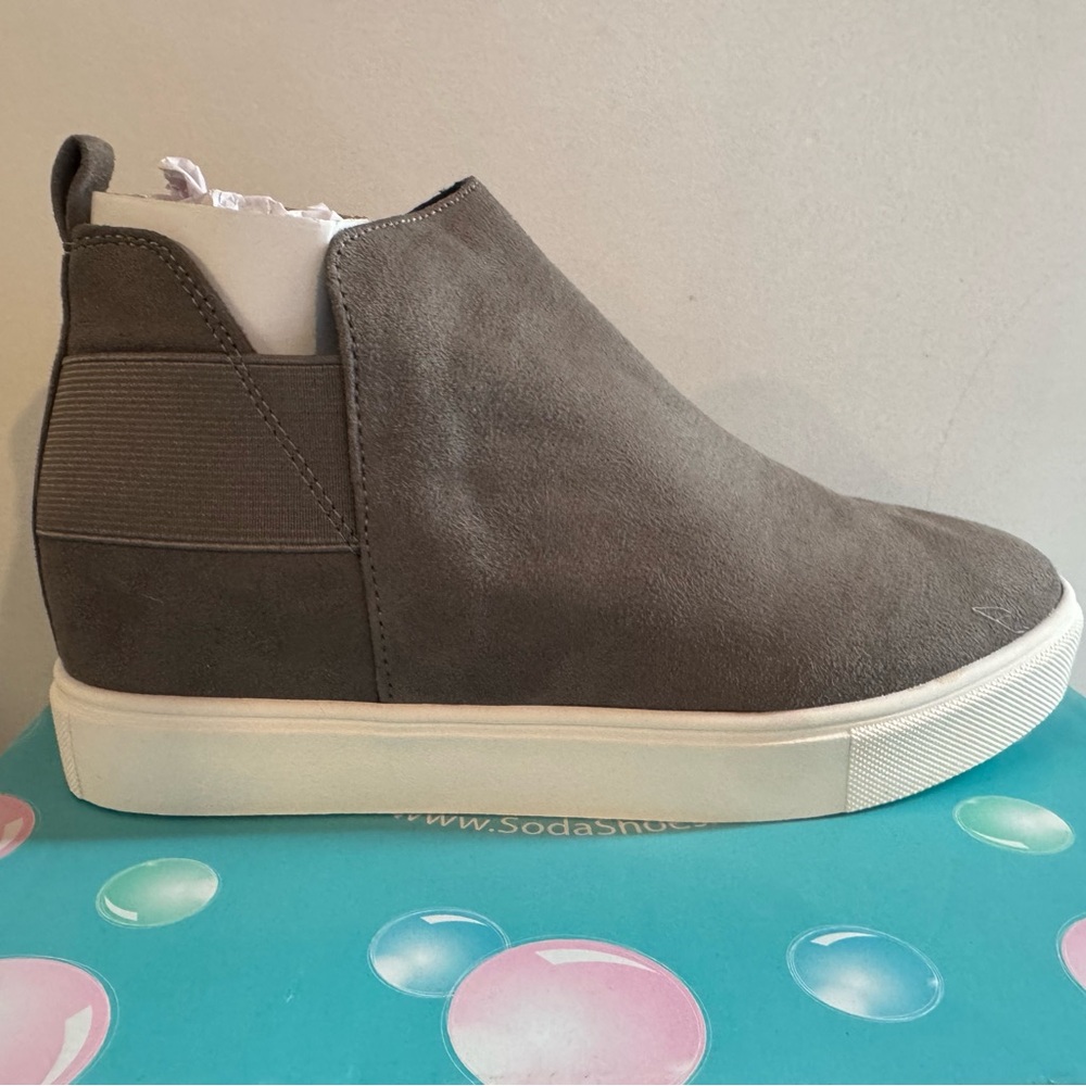 Soda Gray Wedge Slip-On Shoes